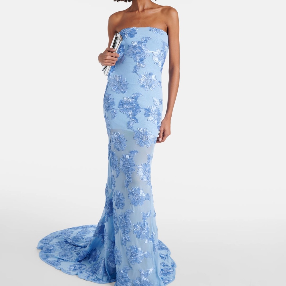 Chic Strapless Blue Floral Dress
